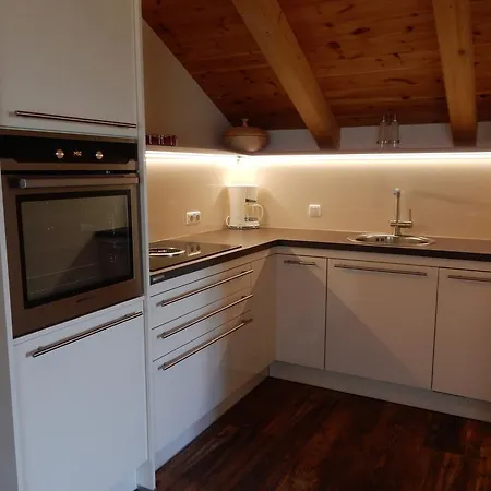 Kirchschlager Zirbenholz & Ruhige Lage Im Ausseerland Apartment